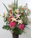 中央区銀座のバーへお祝いのスタンド花をお届けしました。｜「花恭」　（東京都台東区の花キューピット加盟店 花屋）のブログ