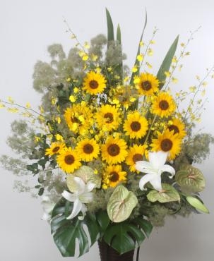 千代田区霞が関の会社様にお祝いのコーンスタンド花をお届けしました。｜「花恭」　（東京都台東区の花キューピット加盟店 花屋）のブログ
