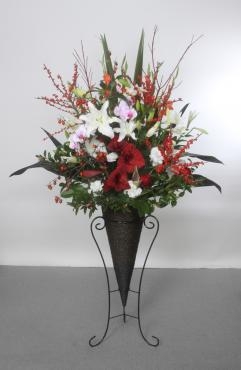 千代田区外神田　のイベントスペースのお祝のスタンド花をお届けしました。｜「花恭」　（東京都台東区の花キューピット加盟店 花屋）のブログ