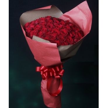 100本赤バラの花束